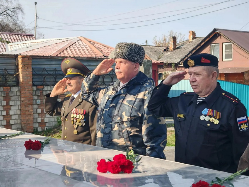 Напутствие будущим защитникам: ветераны «Сатурна» и «Боевого братства» встретились с призывниками Дальнереченска