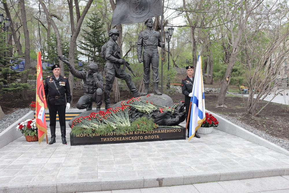 Ветераны «Сатурна» провели митинг памяти у мемориала ТОФ